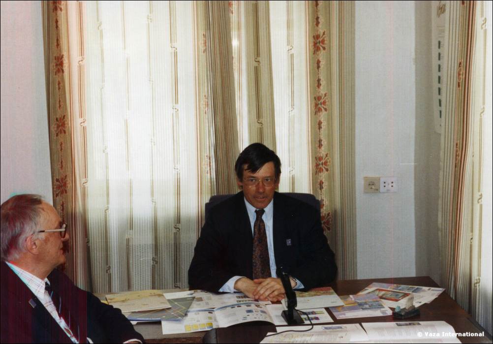 KolaNet Office - April '93